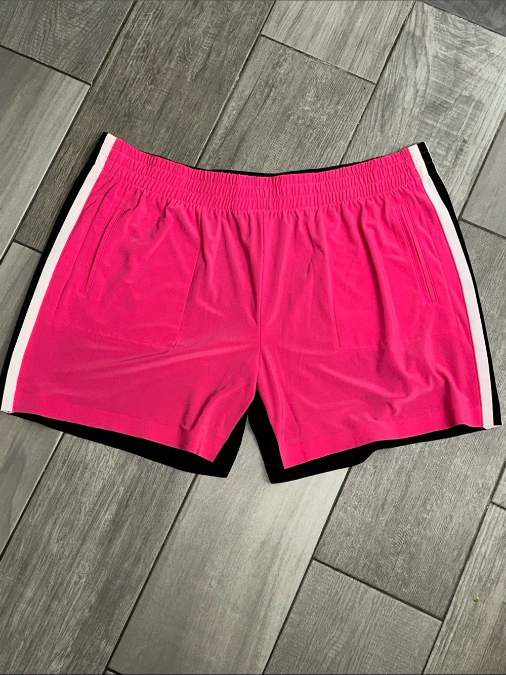 Norma Kamali Pink Black Shorts Side Stripe Stretchy Comfy Womens‎ Large